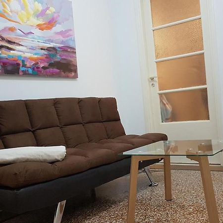 Olive Apartment- Athens Center, 4 Bd, 1.5 Bath Eksteriør bilde