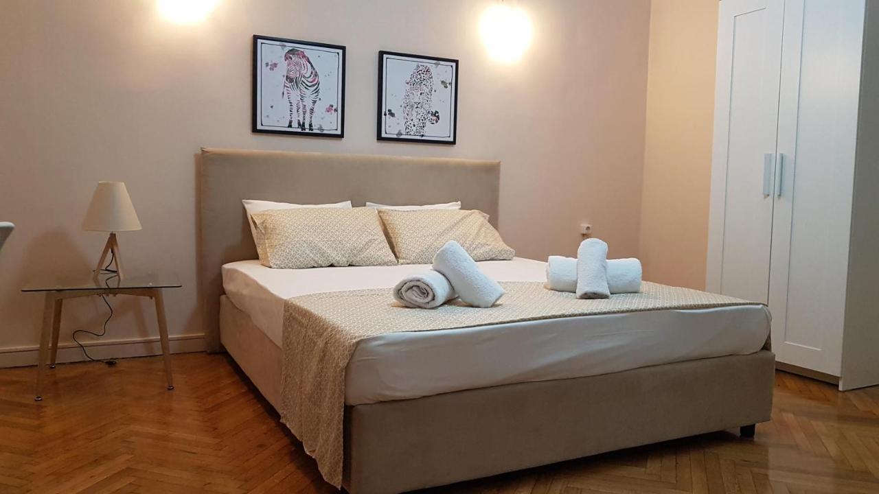 Olive Apartment- Athens Center, 4 Bd, 1.5 Bath Eksteriør bilde